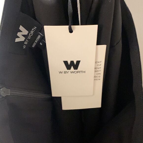 W by Worth black mid length skirt with front slit zippers Size 6 - Picture 6 of 7
